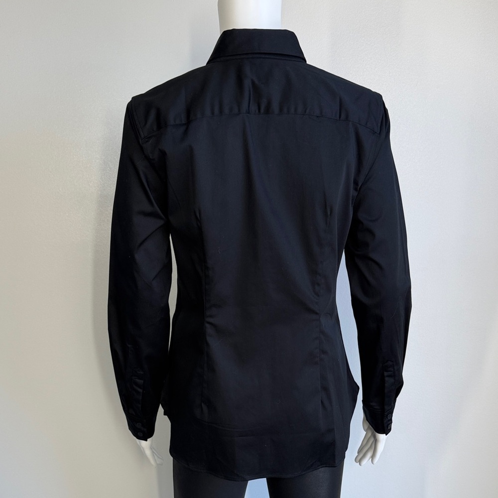 Banana Republic Tailored Fit Button-Down Shirt – Size 6 - Picture 2 of 5